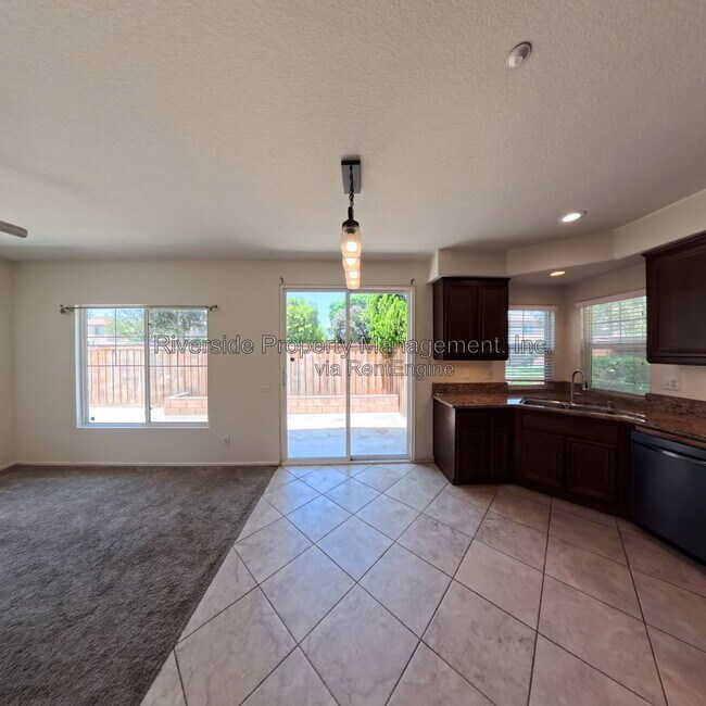 Building Photo - 4031 Cey Ct