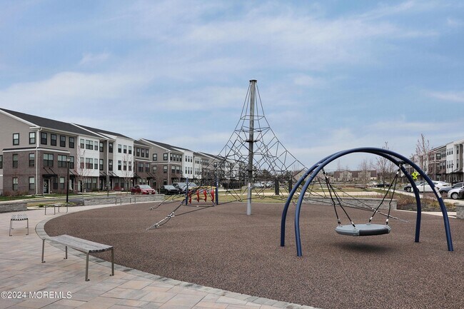 Building Photo - 50 Midway Rd S