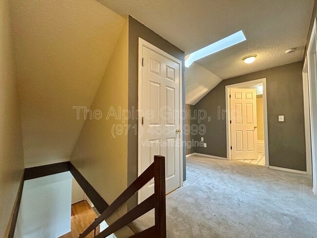 Building Photo - 4905 SW 152nd Ave