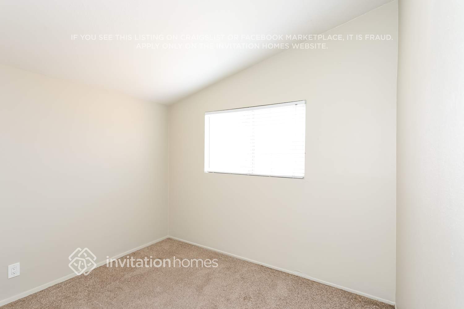 Building Photo - 27210 Marchland Ave