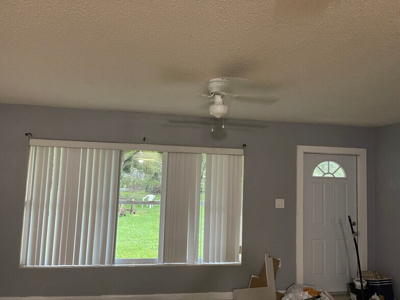 Building Photo - 2315 Coolidge Rd