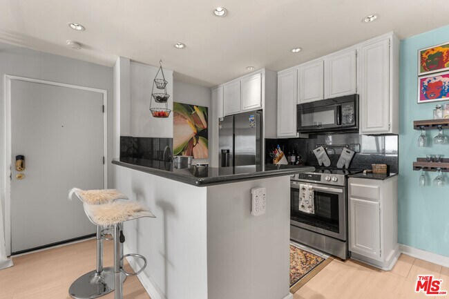 Building Photo - 26666 Seagull Way