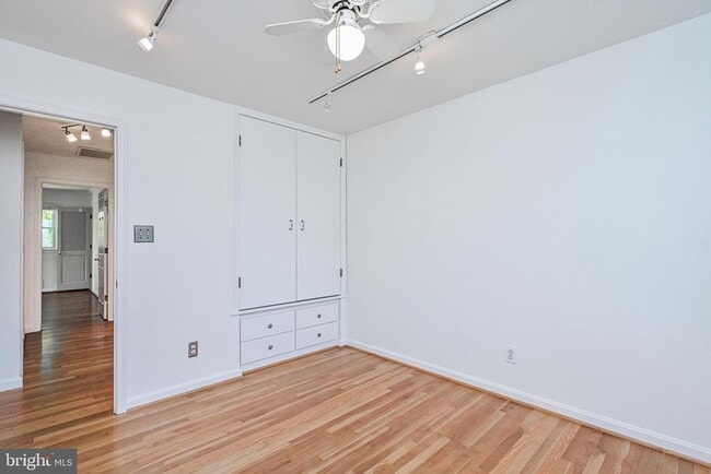 Building Photo - 2412 Rockbridge St