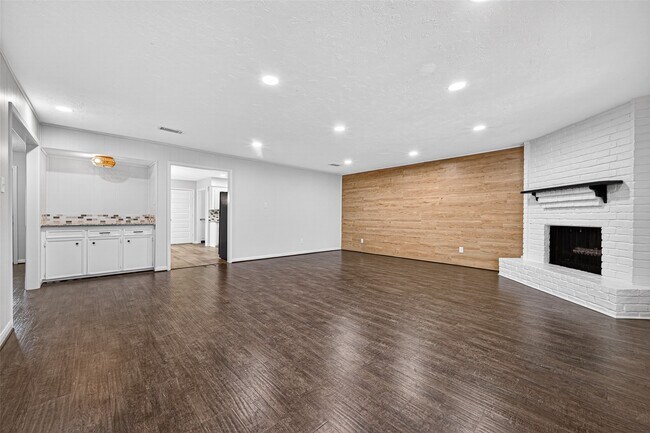 Building Photo - 21043 Northern Colony Ct