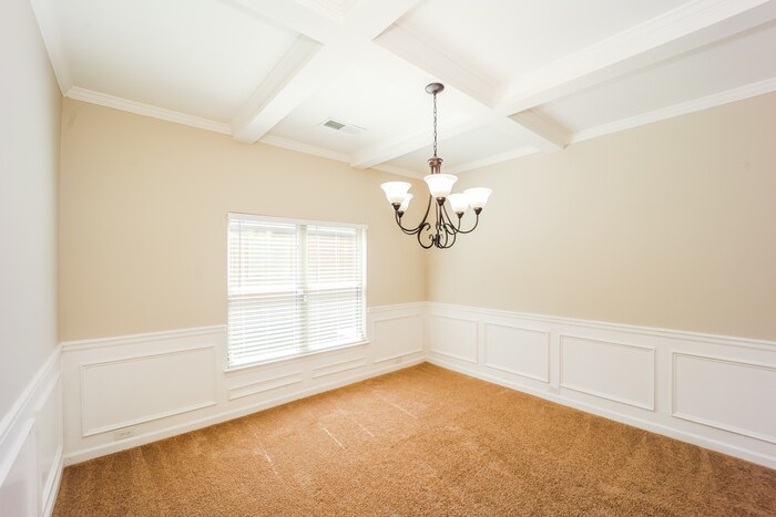 Building Photo - 1107 Sly Fox Run