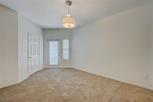 Building Photo - 6160 Rumrill St