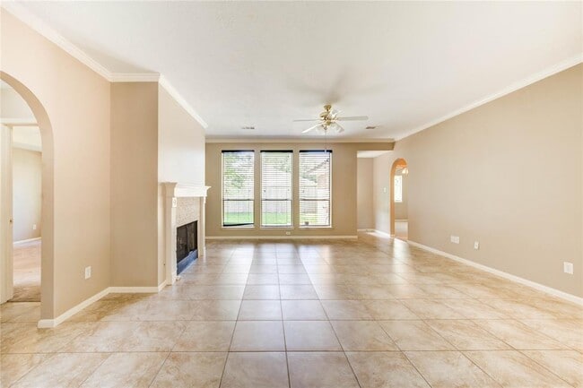 Building Photo - 4814 Cotter Ln
