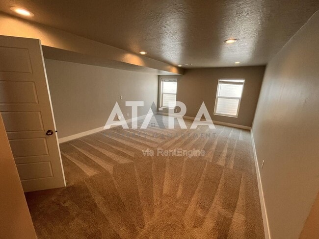 Building Photo - 5011 N Marble Fox Way
