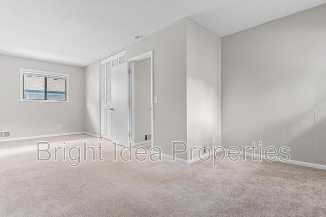 Building Photo - 2710 Upland Ct