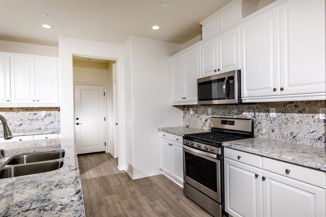 Building Photo - 21689 Trail Ridge Dr