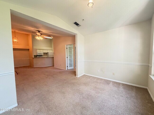 Building Photo - 13810 Sutton Park Dr N