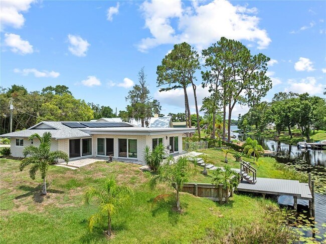 Building Photo - 17511 Canal Shores Dr