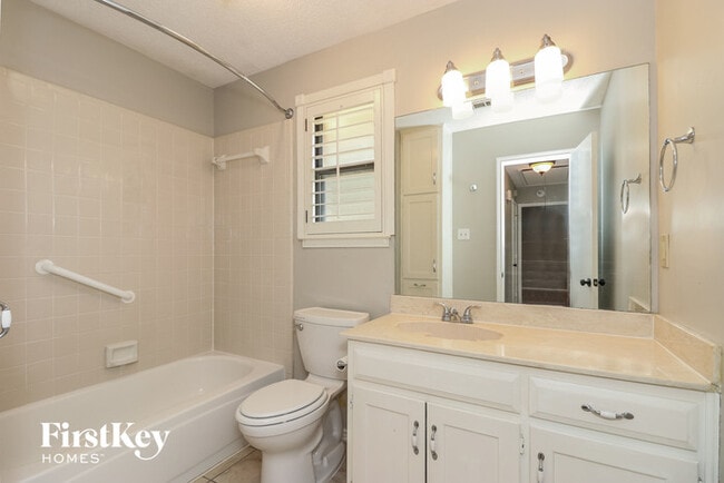 Building Photo - 1311 Bluebonnet Trail