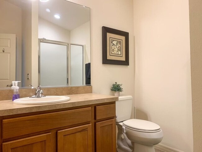 Building Photo - M2290 Nackman (VCSW-15/5)