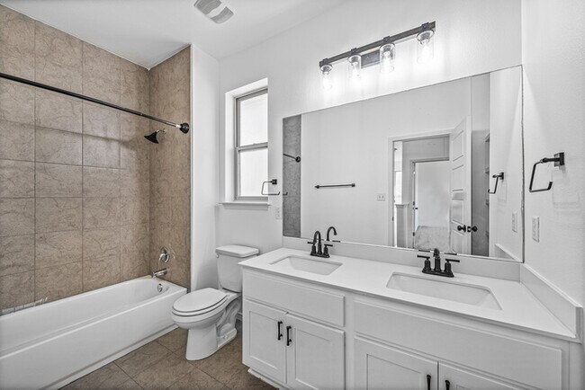 Building Photo - 3651 Sandy Brook Dr