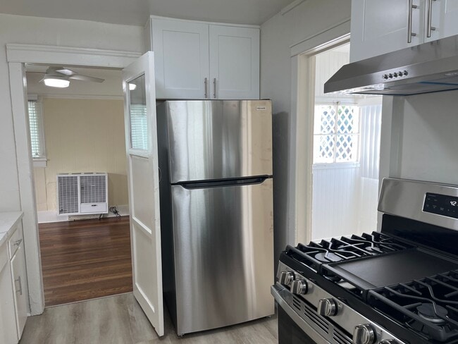 Building Photo - 3310 31st St