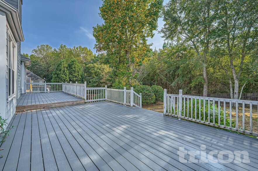 Building Photo - 3835 Bay Grove Way
