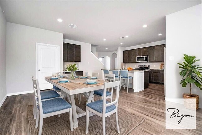 Building Photo - 24814 Puccini Pl