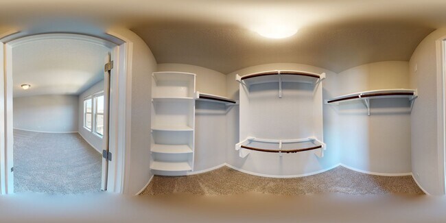Building Photo - 2108 Pecan Island Dr