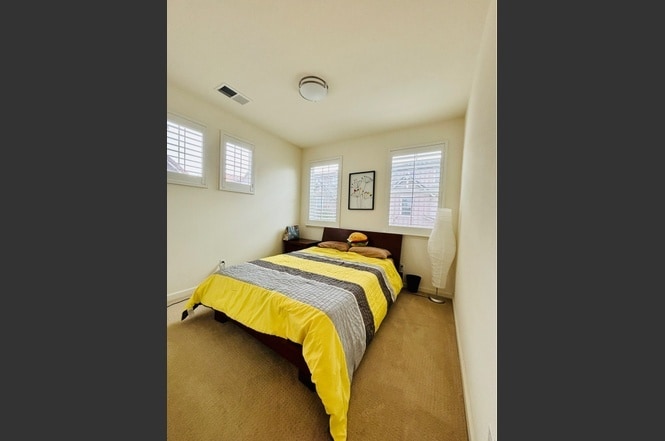 Building Photo - 2321 Central Pky