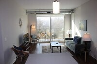 Building Photo - 4415 Lincoln Way