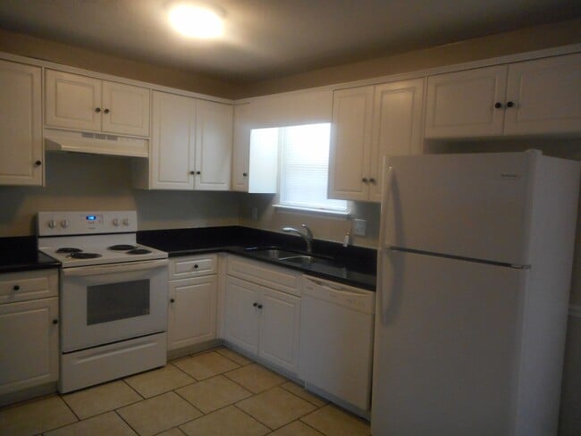 Building Photo - 3502 Sidesaddle Ct
