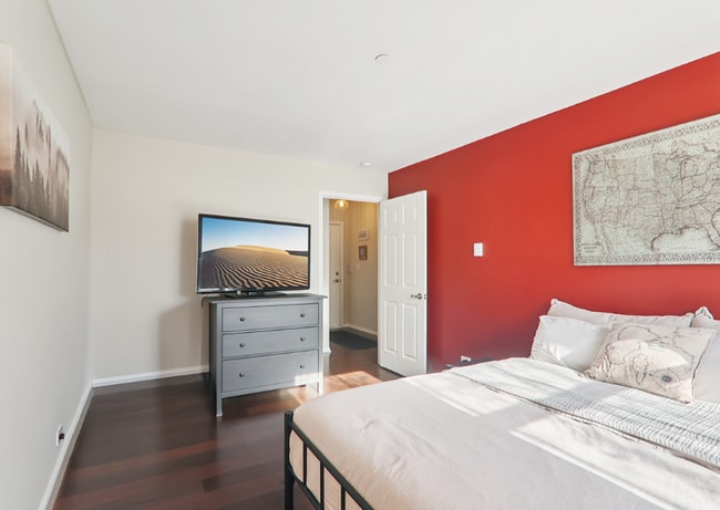 Building Photo - 1374 Cunat Ct