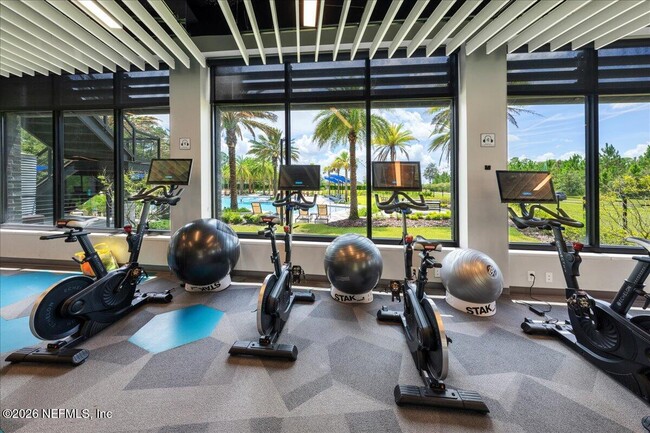 Building Photo - 10300 Silverbrook Trl