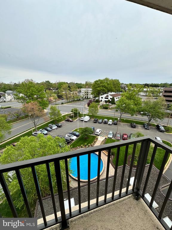 Building Photo - 6800 Fleetwood Rd