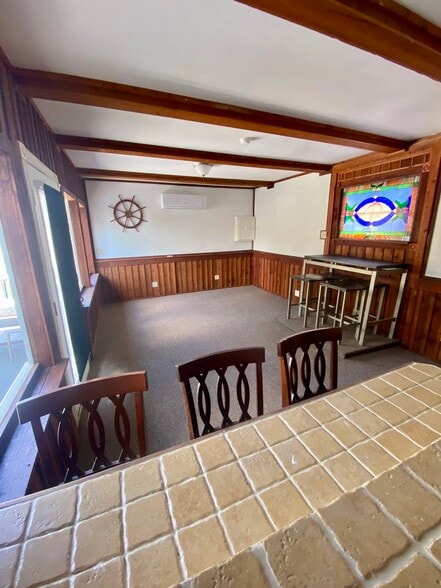 Pool house - 1623 Clark St