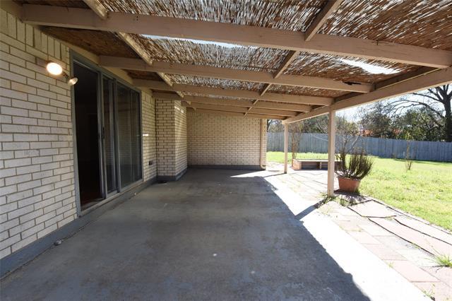 Building Photo - 8945 Flicker Ln