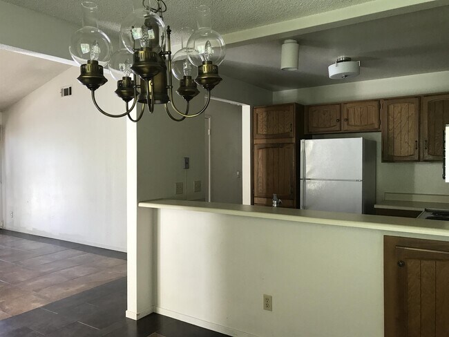 Building Photo - 3400 Sullivan Ct