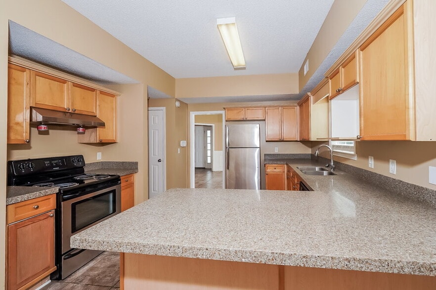 Building Photo - 5505 Leighaven Way