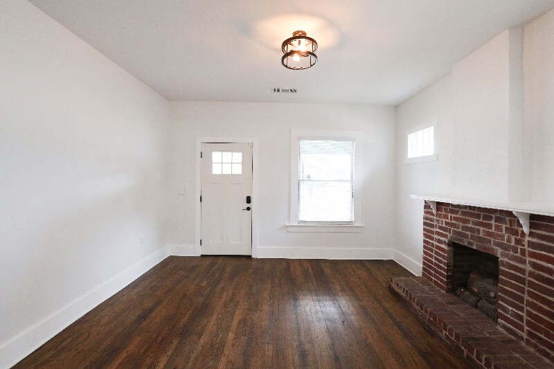 Building Photo - 1735 NW 12th St