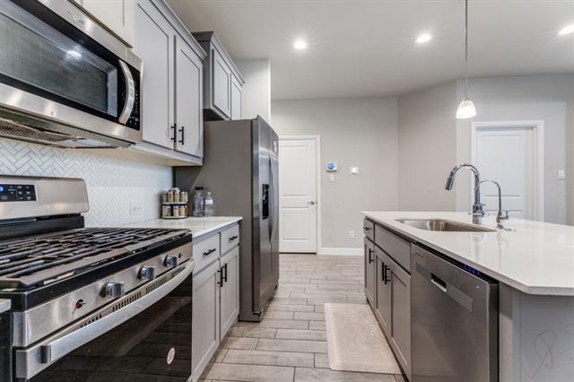Building Photo - 14525 Caelum Dr