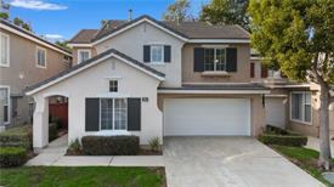 Building Photo - Stunning Aliso Viejo Pool Home