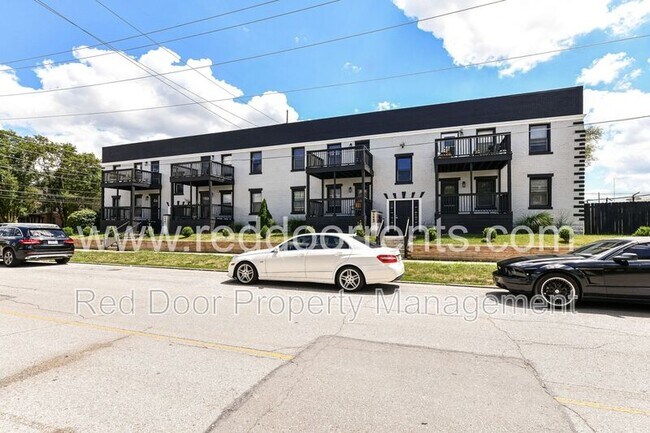 Primary Photo - 1329 E Market St