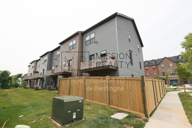 Building Photo - 2100 Tobacco Mill St