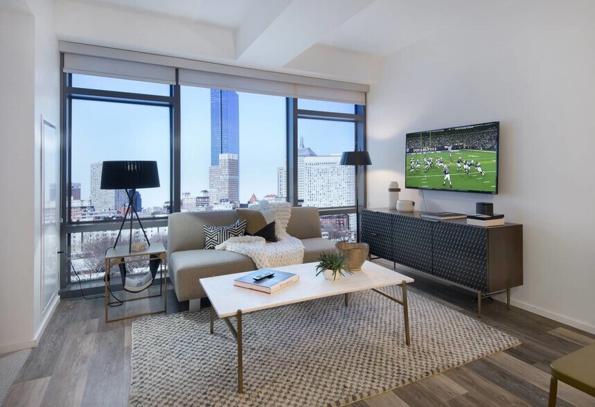 Building Photo - 345 Harrison Ave