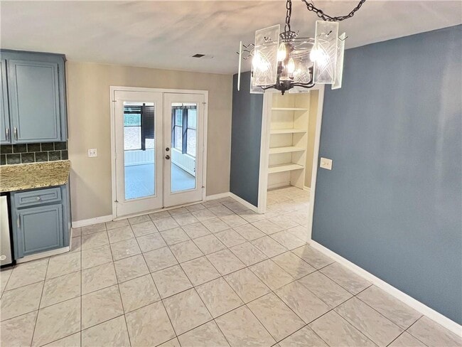 Building Photo - 2692 Post Oak Ct