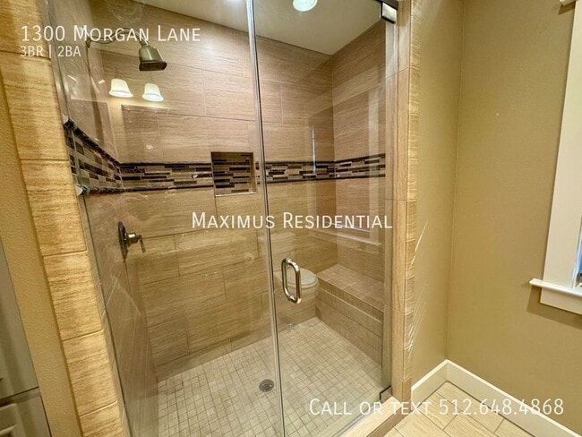 Building Photo - 1300 Morgan Ln