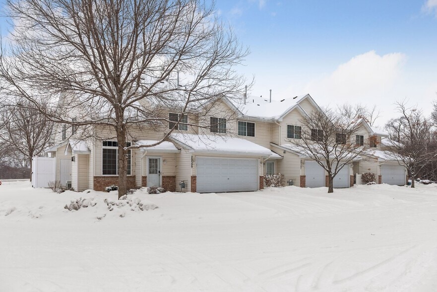 Building Photo - 20505 Erin Ct