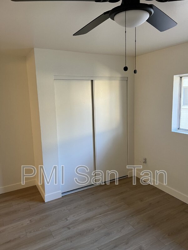 Building Photo - 10 W Concorda Dr
