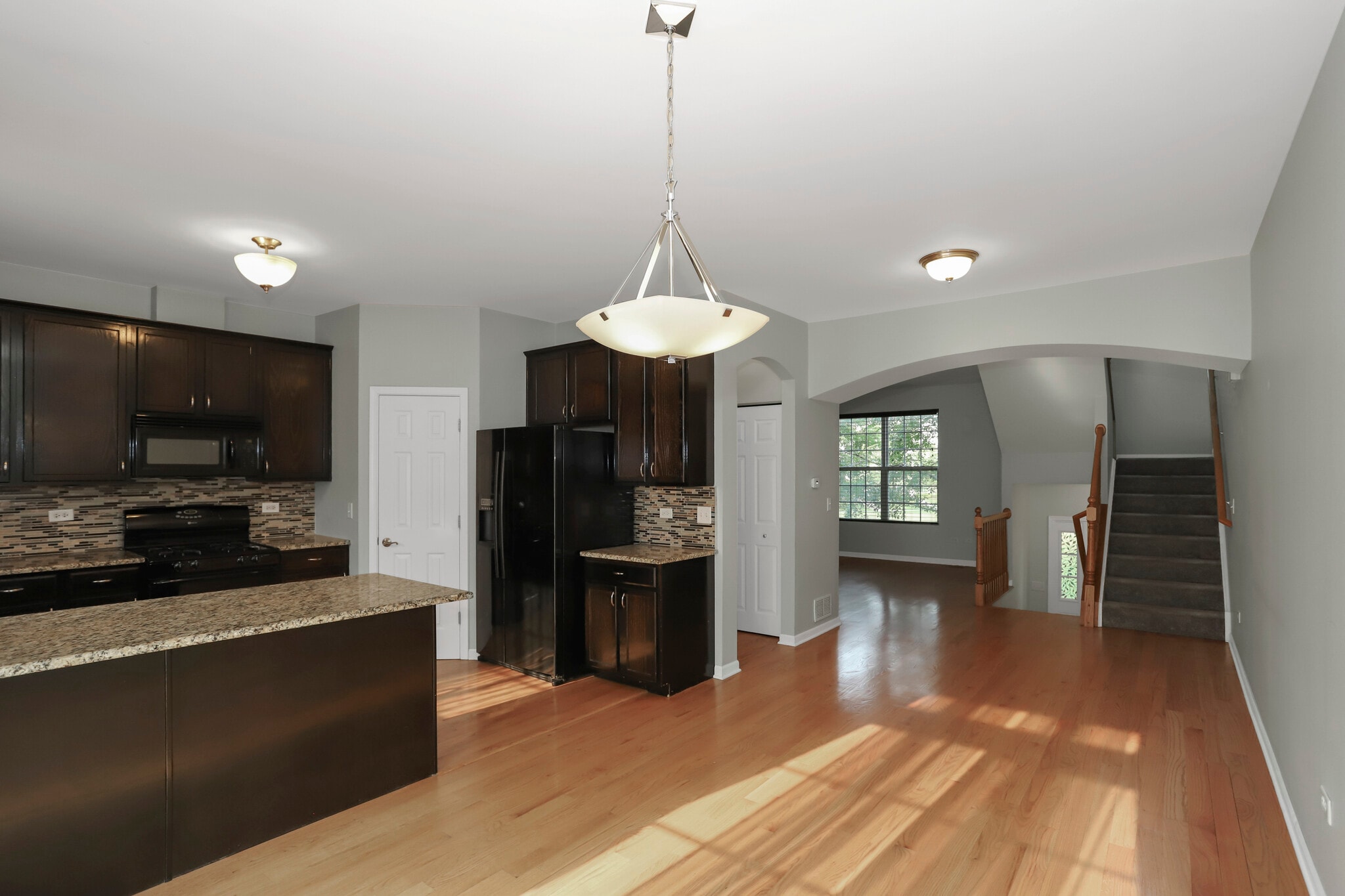 Kitchen/ Dining Room - 910 Neudearborn Ln