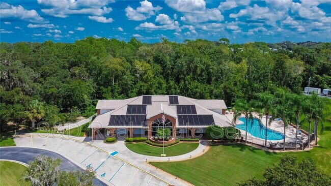 Building Photo - 2235 Silver Re Dr