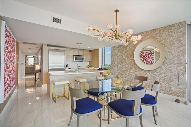Building Photo - 16385 Biscayne Blvd