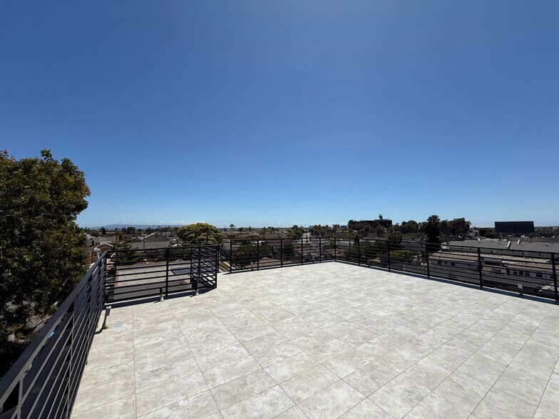 Building Photo - 615 Manchester Terrace