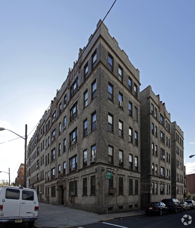 2701 John F Kennedy Blvd 2701 John F Kennedy Blvd Jersey City NJ