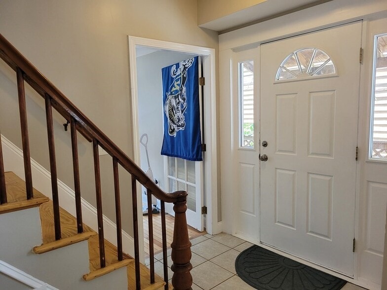 Building Photo - 15 Jay St