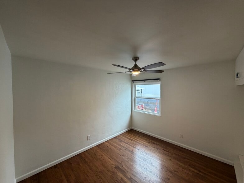 Building Photo - 4272 Harbinson Ave